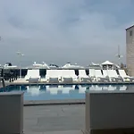 Stella 2*